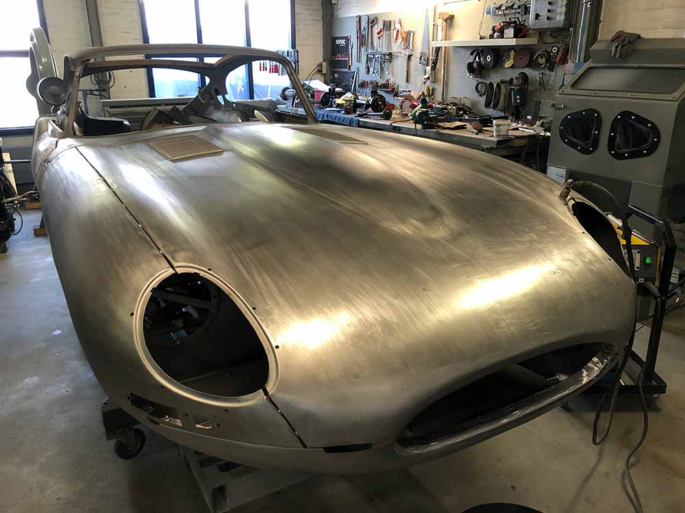 Totaal restauratie Jaguar E-type